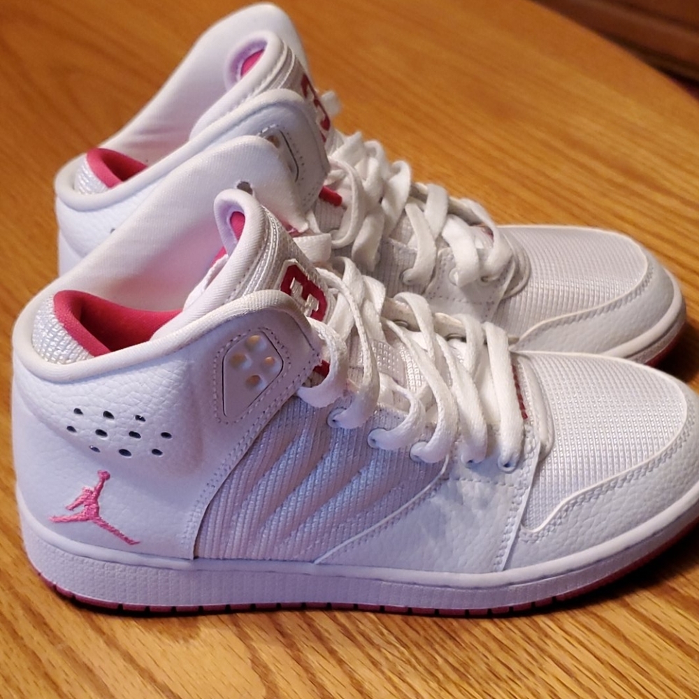 Nike Air Jordan 1 Flight 4 GG Youth Shoe